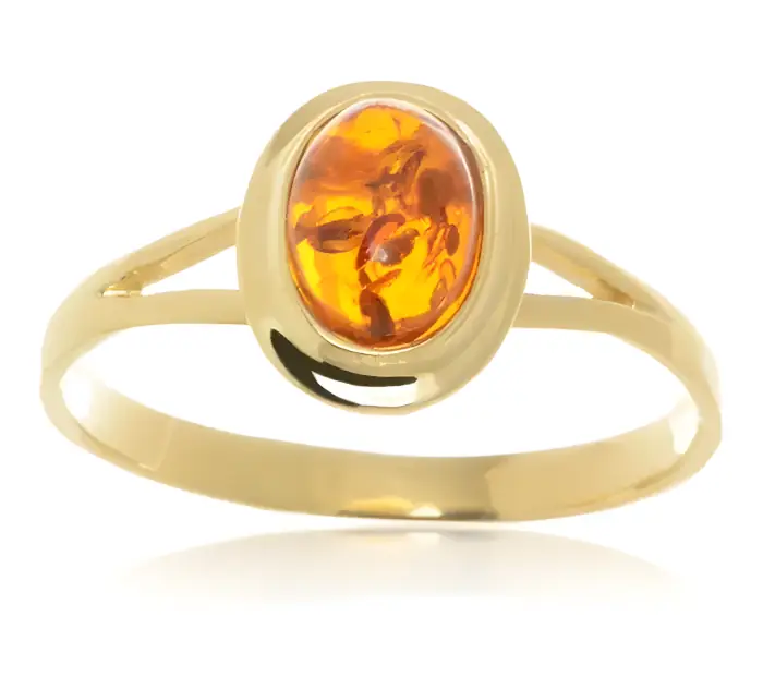 Dámský prsten ze žlutého zlata s jantarem - tajemný odkaz dávných lesů