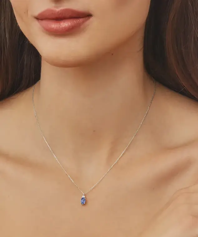 Minimalistický tanzanitový náhrdelník
