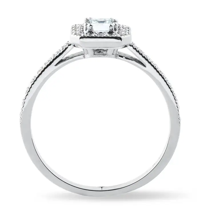 Zásnubní prsten s velkým diamantem
