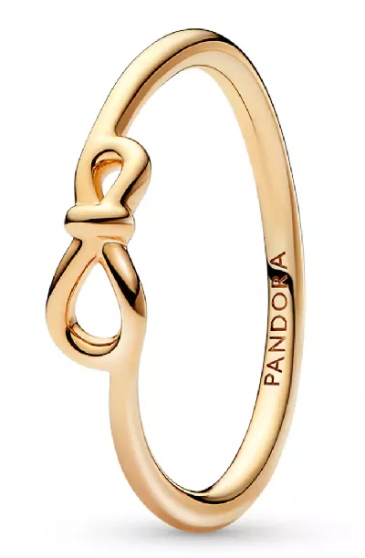 Pozlacený prsten PANDORA s asymetrickým symbolem nekonečného uzlu
