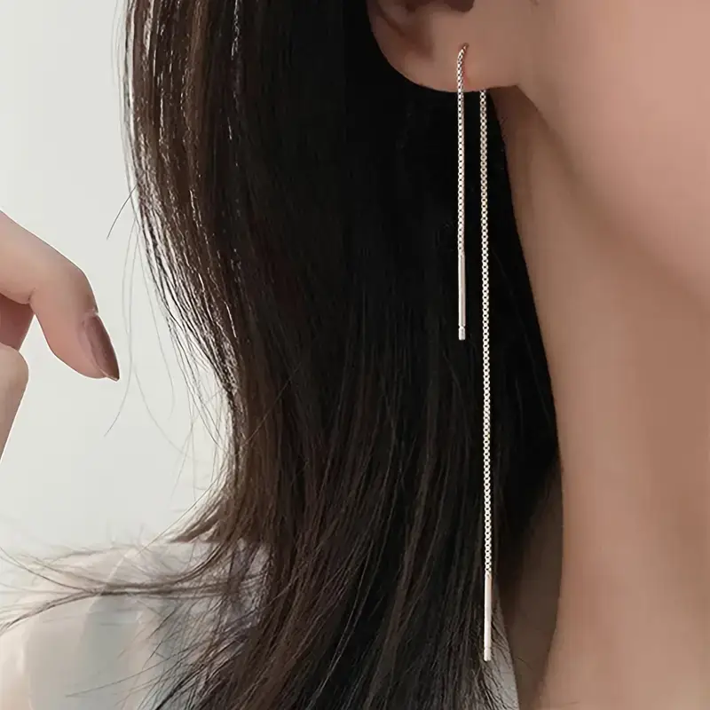Niťové náušnice (Threader Earrings)