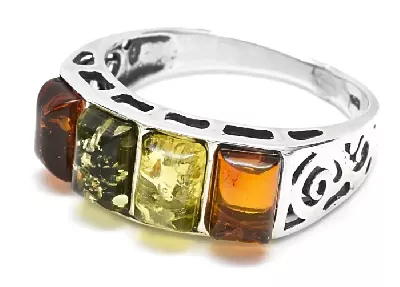 Stříbrný dámský prsten zdobený barevnými jantary a ornamenty